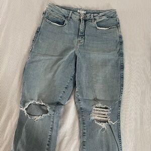 GA light wash jeans